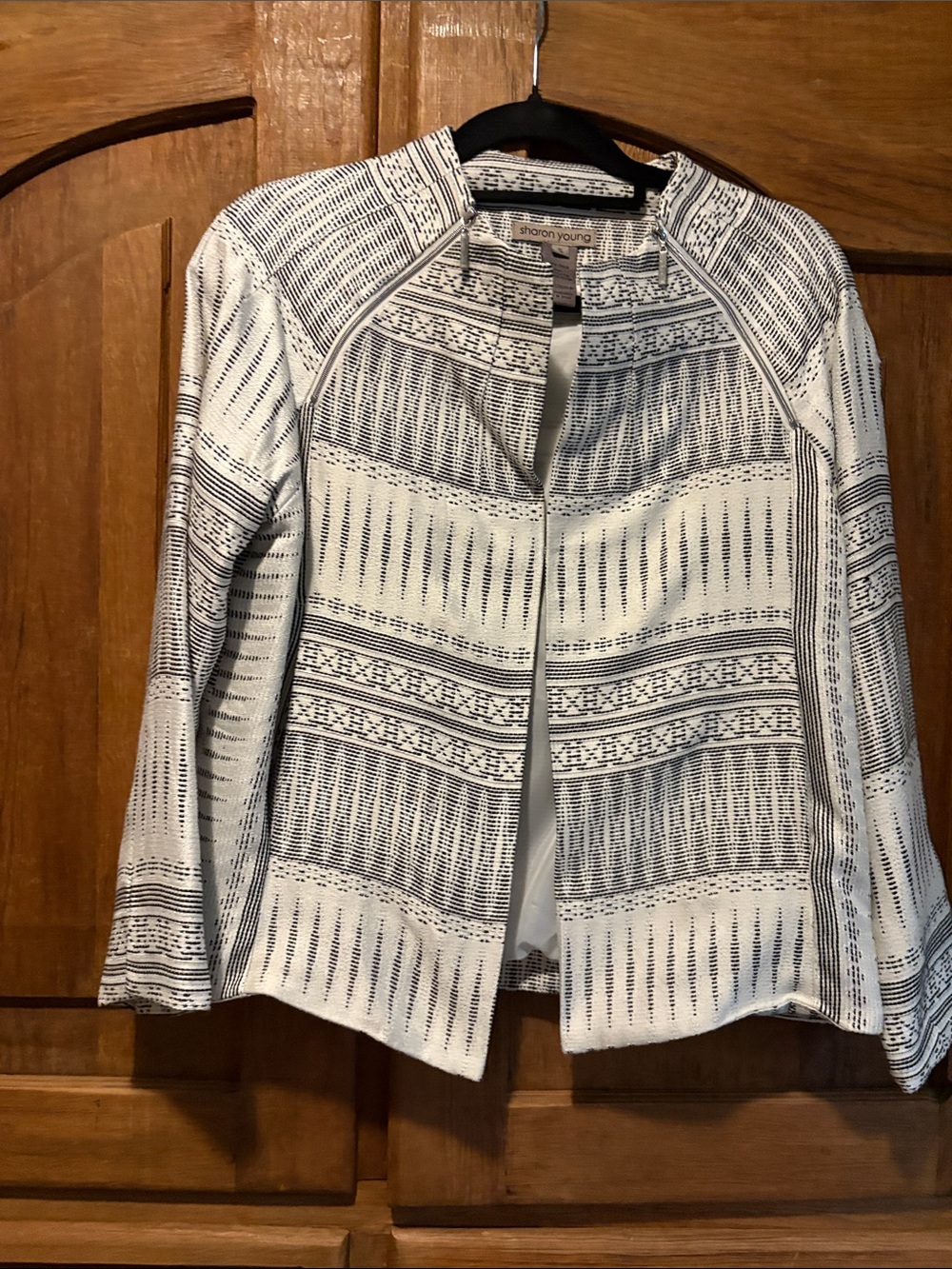 Sharon Young Black & White Open-Front Patterned Jacket